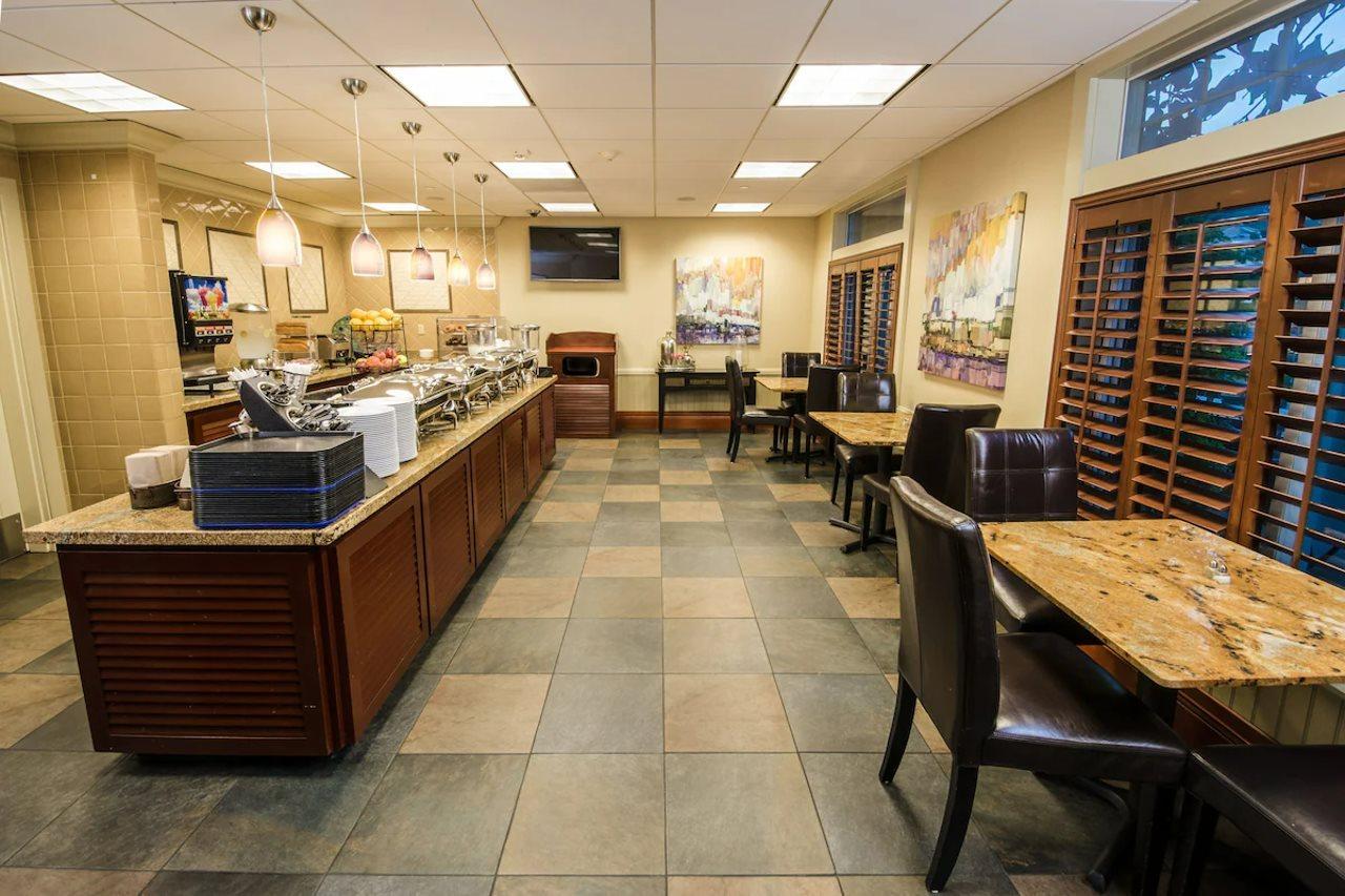 West Inn & Suites Carlsbad Ngoại thất bức ảnh